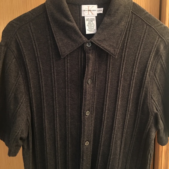 CALVIN KLEIN NEW Short Sleeve Shirt. Small - Picture 2 of 14